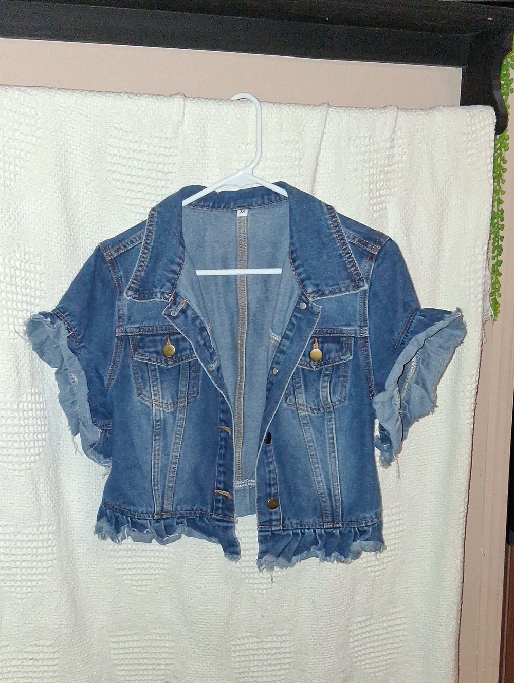 Cropped Riffle Sleeve Denim Jacket